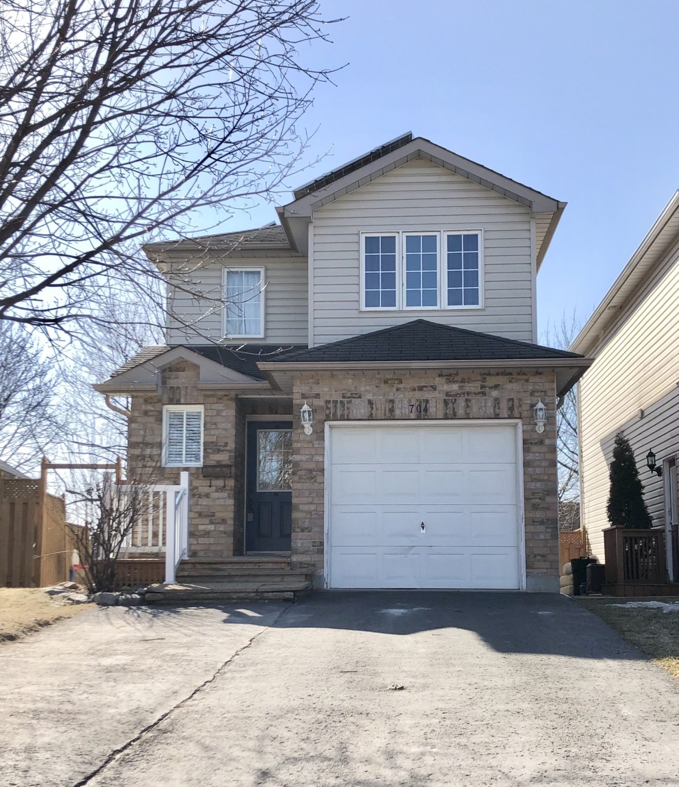 704 Trailview Drive, Peterborough ON Jeff & Katie